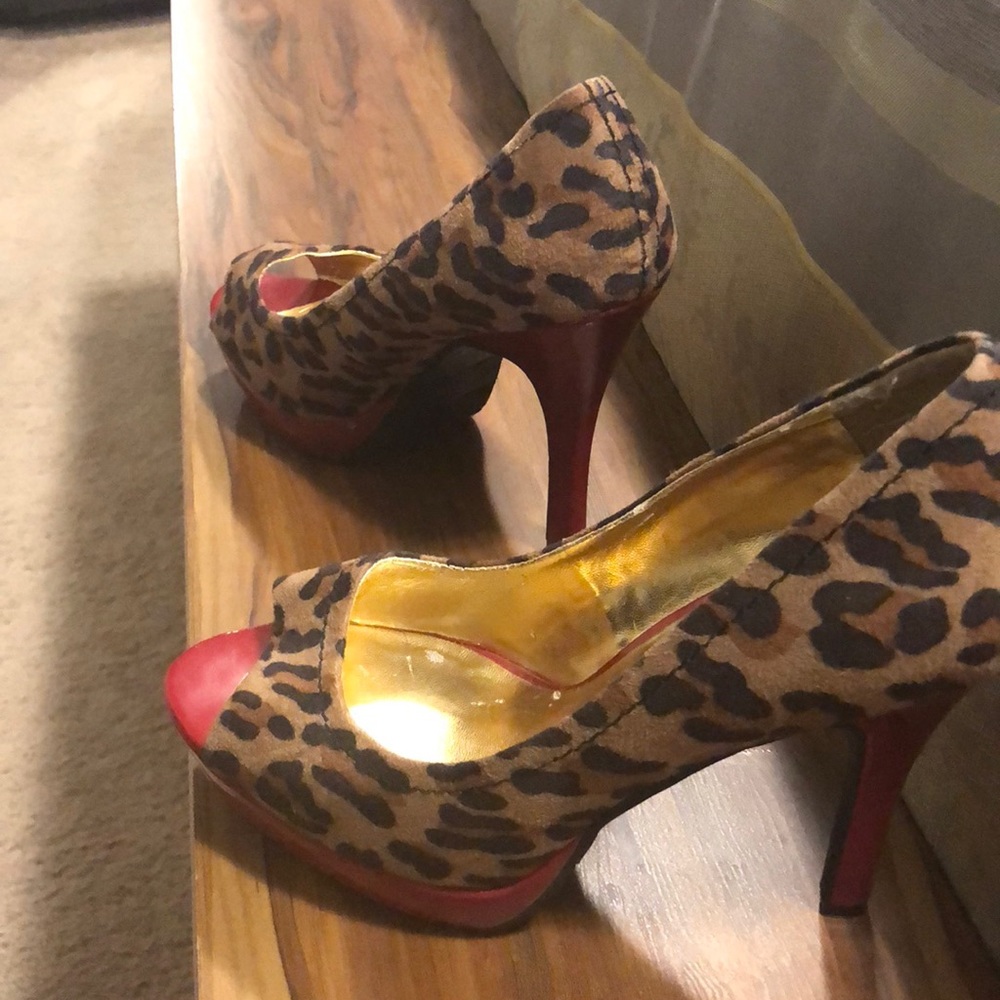 Leopard and red heels